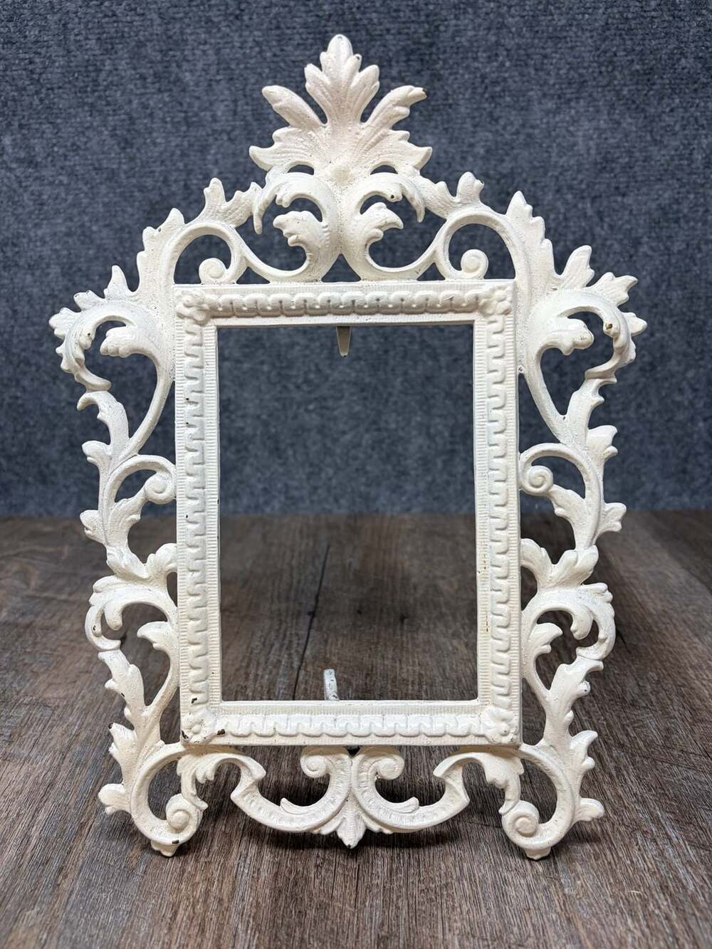 Vintage Antique Victorian Ornate Cast Iron Easel Back 12”H For 4x6 photo frame